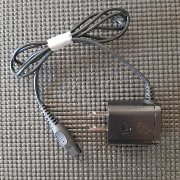 PHILLIPS Shaver CHARGER MODEL  SSW-1759 FOR NORELCO - Picture 1 of 4